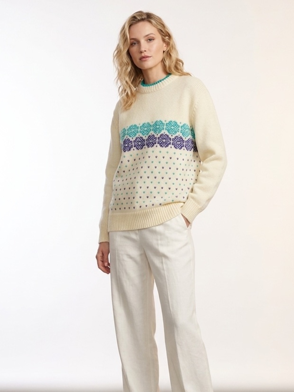 100% Pure Wool 90s Style Fair Isle Cream & Blue Crewneck Sweater Extra Large